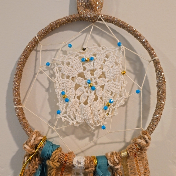 Handmade Bohemian Dreamcatcher - Picture 2 of 4